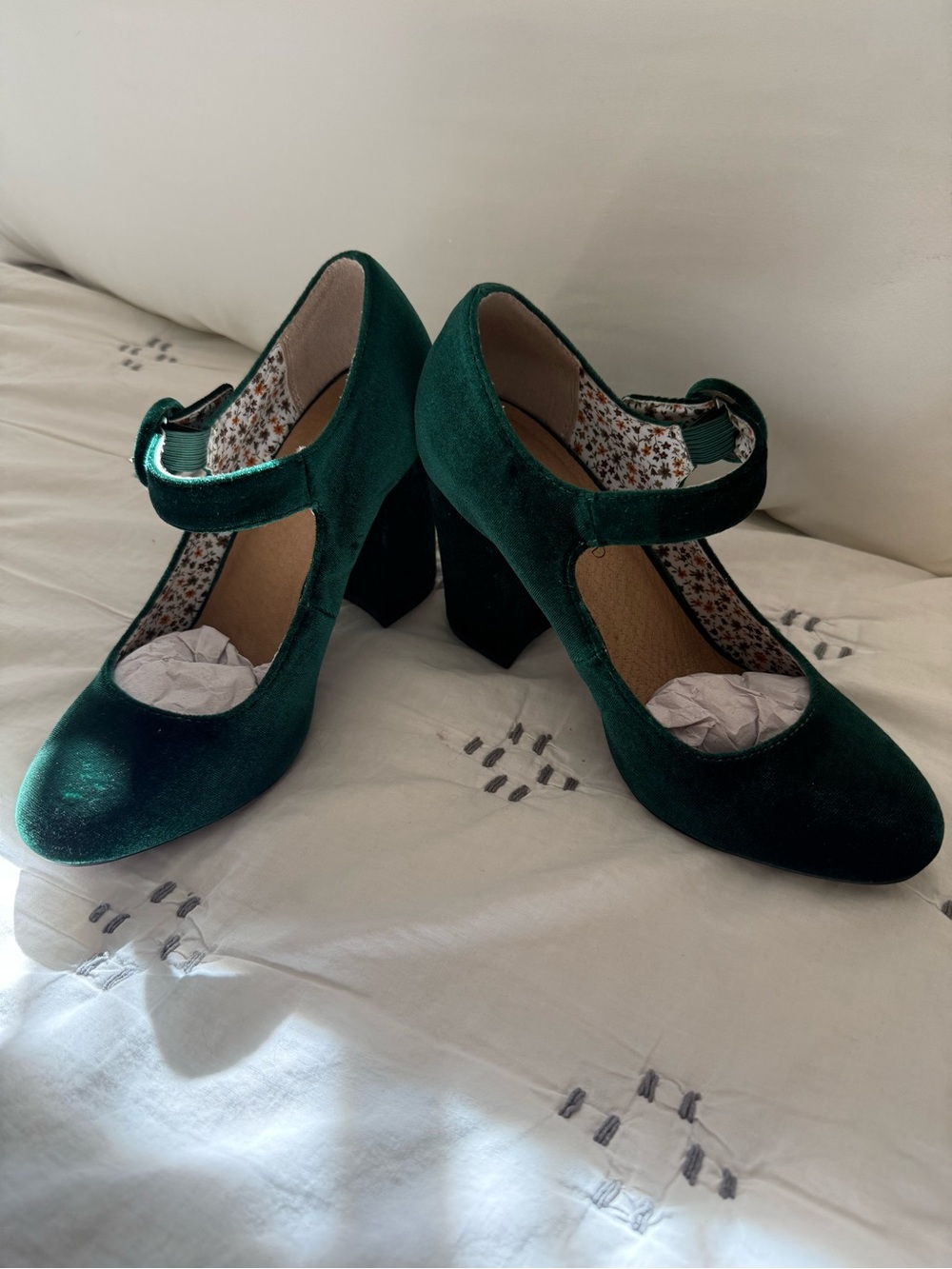 Women’s Emerald Green Velvet Mary Jane Heels